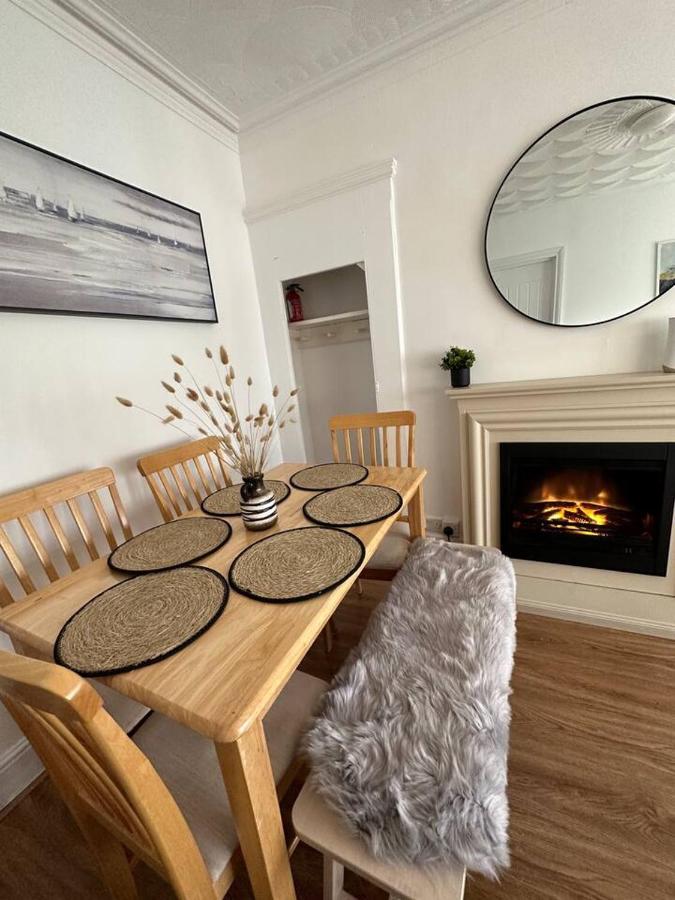 Apartamento 3 Bed Flat With Pool Table Cambridge  Exterior foto